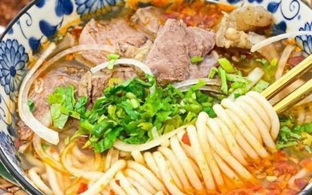 Quán Bún Bò Huế Ngõ Xưa - Ngô Gia Tự