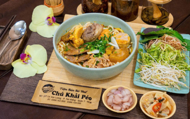 Bún Bò Huế Chú Khải Péo - Lê Văn Lương