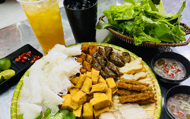 Bếp Nhà Ỉn - Bún Đậu & Đồ Ăn Vặt - Đằng Hải