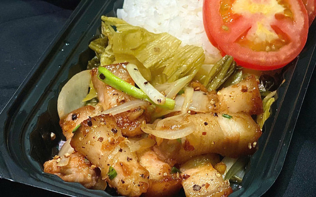 Cô Quyên - Bún Cá Long Xuyên