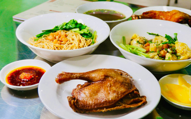 Lãng Ký - Mì Gia Truyền & Mì Vịt Tiềm
