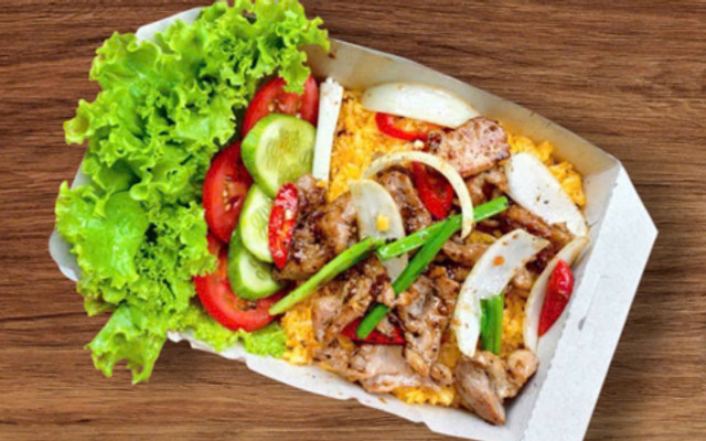 Cơm Calmette - Gà Xối Mỡ & Ba Rọi, Bắp Bò - 92 Hoa Đào