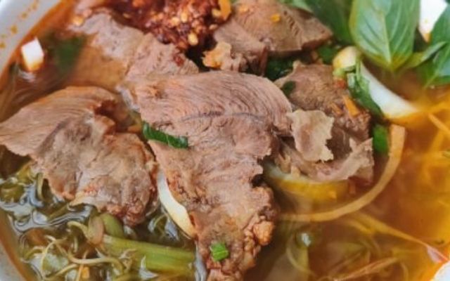 Bún Bò Hẻm - Trương Định
