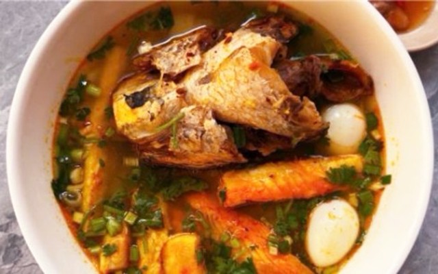 Bánh Canh Cá Lóc Cô Năm Cần Thơ