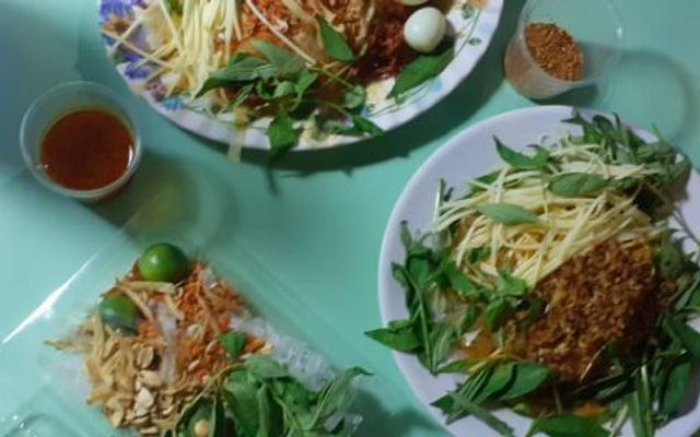 Ăn Vặt Nguyên Phát - Hoàng Hoa Thám