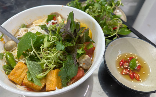 Thuận Chay - Cơm Tấm Chay, Bún Chả Chay & Bún Thái Chay - Huỳnh Văn Nghệ