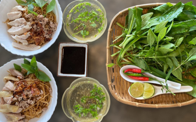 Phở Khô Gia Lai - Bếp Nguyệt Cầm