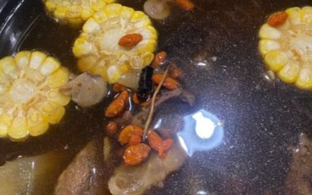 Bò & Gà Ác Thuốc Bắc 168