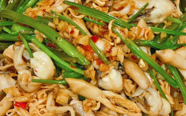 Quán Thế Giới Ốc - Ung Văn Khiêm