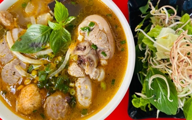 Bún Bò Huế - Cô Ba Linh - 53 Trương Định