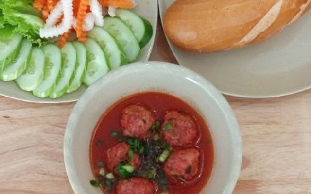 Bếp Nhà Lam - Lẩu Cá Đuối & Gỏi Cá Trích