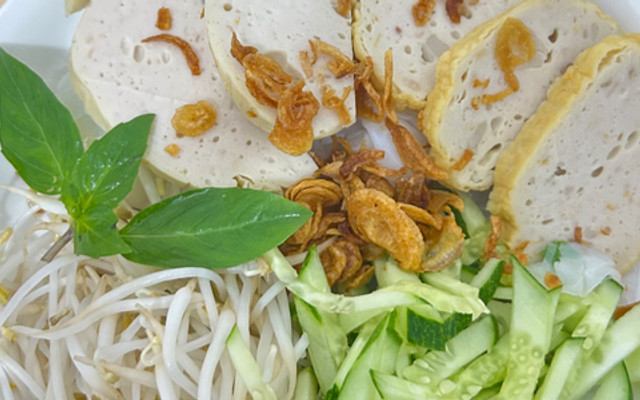 Bánh Ướt Siêu Chả - Lương Hữu Khánh