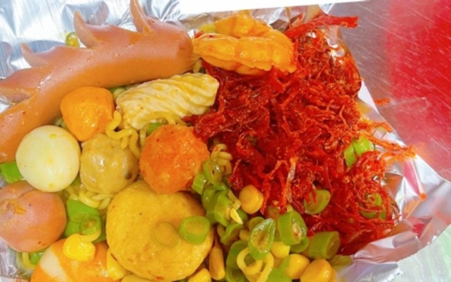 Tùng Vẩu - Mỳ Trộn & Nước Ép - 13 Khuất Duy Tiến