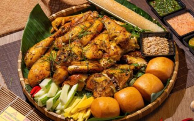 Gà Nướng Cơm Lam Pleiku - Dương Thị Mười Q12
