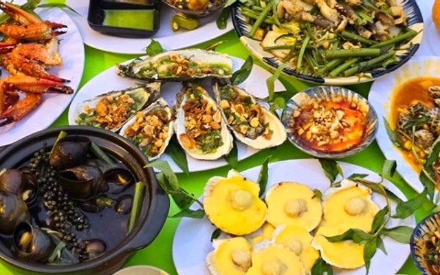 Tiệm Ốc Gánh 33K - Ốc Hương Trứng Muối & Hàu Nướng - Đường 3/2