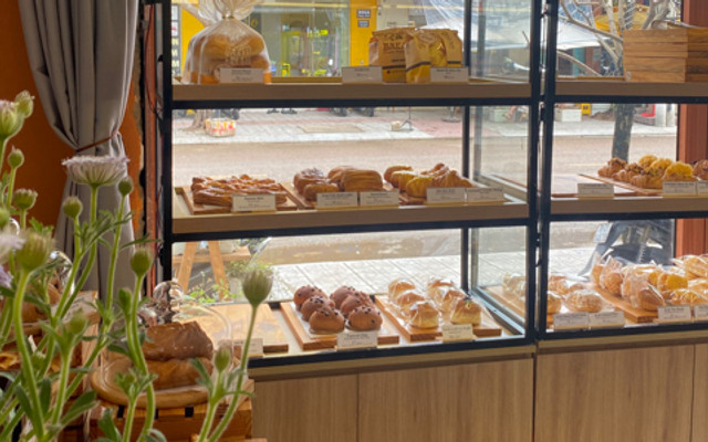 Nt.Tin Patisserie - Croissant Và Su Sing - 311 Trường Chinh