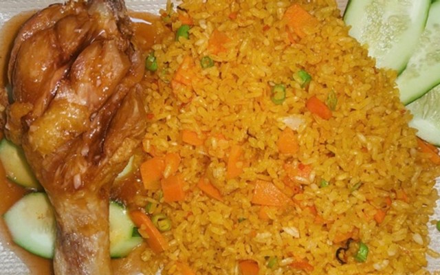 Cơm Gà, Bún Đậu & Nem Nướng - 1194 Đường Láng