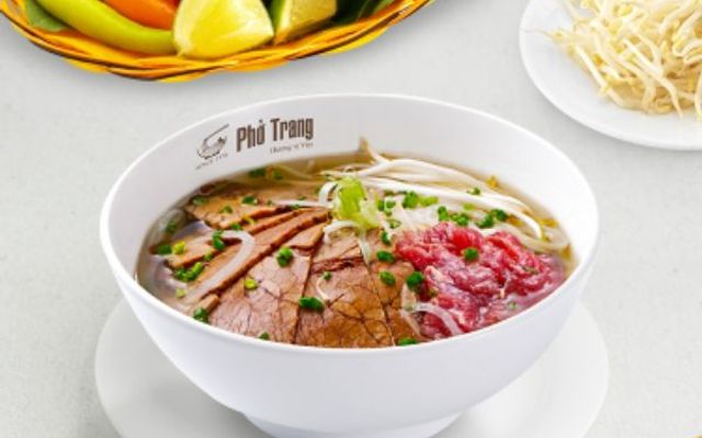 Phở Trang - Trương Văn Bang