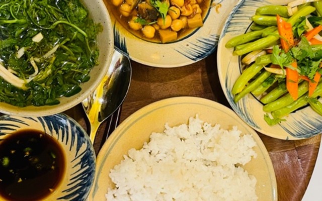 TỰ TẠI QUÁN - Thức Ăn Chay