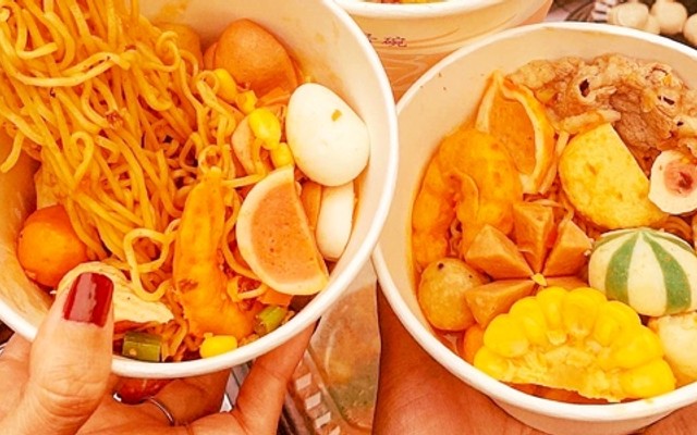 SUGAR CHICKEN - Trương Định