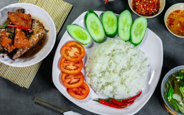 Cơm Tấm Gia Bảo