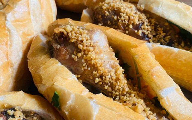 Bánh Mì Đà Lạt - Tôn Thất Tùng