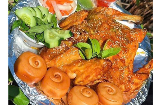 Gà Nướng Cơm Lam Trần Nghĩa Cơ Sở 2 - Nguyễn Thái Học