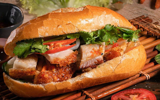 Bánh Mỳ Heo Quay Bé Tâm