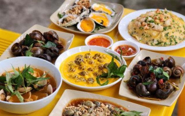 Ốc Tít - 49 Lê Văn Hưu