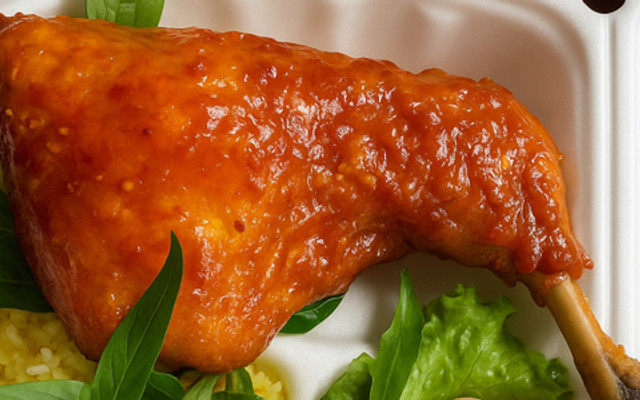 Cơm Gà Xối Mỡ - Mì Trộn Minh Châu