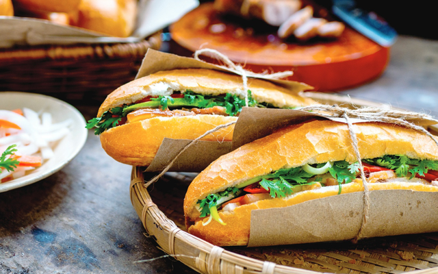 Cà Phê & Bánh Mì VIỆT NAM