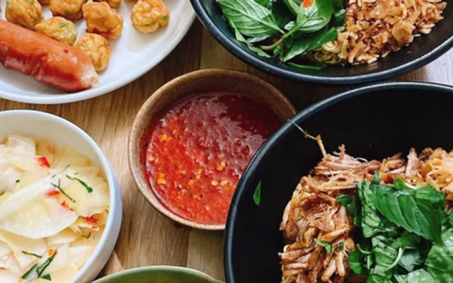 Quán Xinh - Thức Ăn Nhanh - Lê Hồng Phong