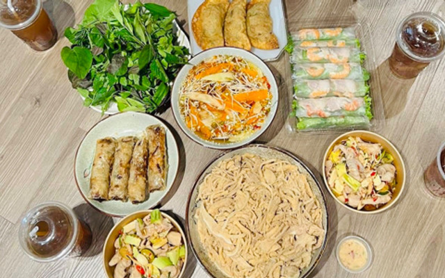 Hùng Touliver - Đồ Ăn Vặt - Chợ Con