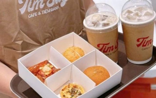 TimSay Cafe & Tiệm Bánh
