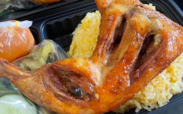 Chân Gà Sả Tắc - Chi Nhánh Cơm Gà Huỳnh Châu (online)	