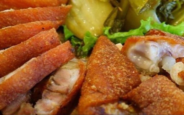 ĐUÔI HEO CHIÊN GIÒN NGỌC LAN
