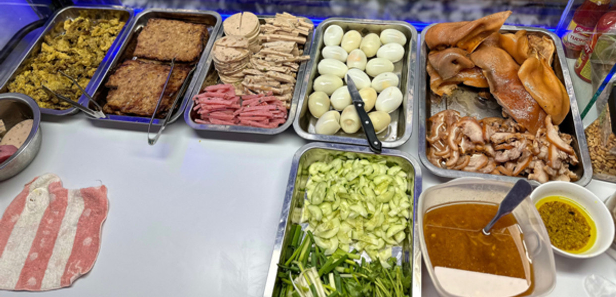 Bình Định Quán - Bánh Mì Nướng Lu
