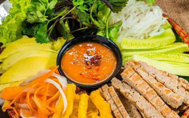 SUSU QUÁN - XÔI, MỲ CAY & NEM NƯỚNG NHA TRANG