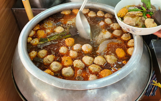 Bún Bò Huế An Cựu - 156 Nguyễn Công Hòa