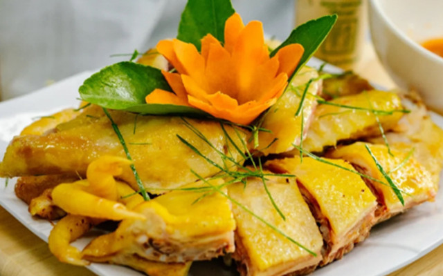 Tiệm Gà Ủ Muối 36 - Xuân La