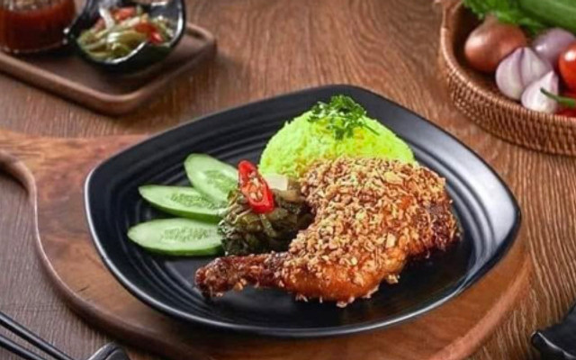 Cơm Tấm & Cơm Gà Lá Dứa