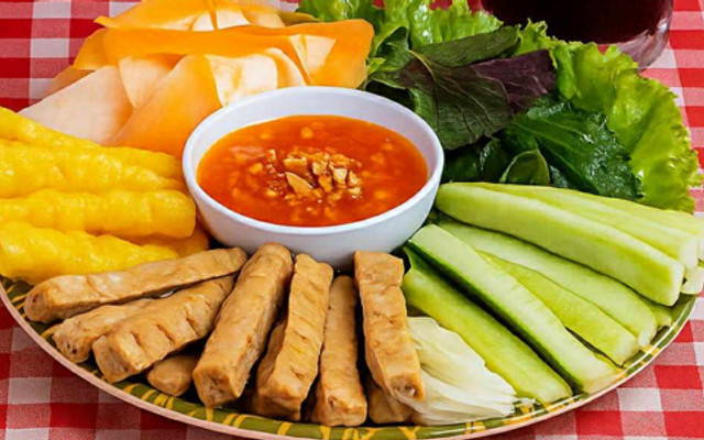 Nem Nướng Nha Trang & Bún Đậu Hồng Thơm - Triều Khúc