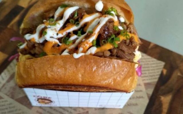 Côbe Sandwich - Đường 49B