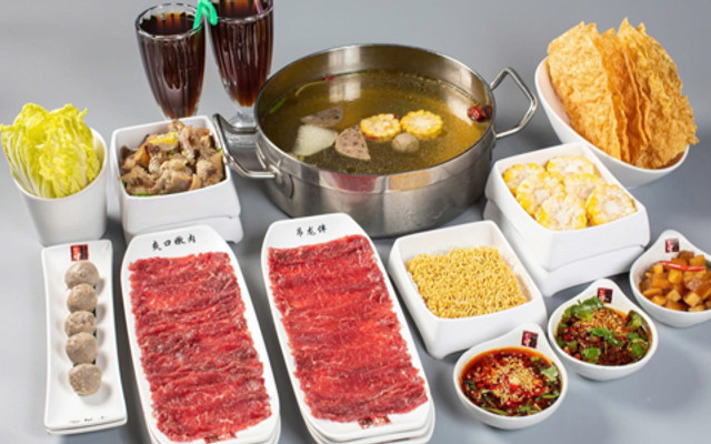 Lẩu Triều Châu Nihaoniu - 69 Phạm Ngọc Thạch