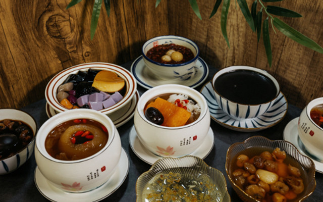 Dou Dou Dessert - Tiệm Chè Người Hoa Truyền Thống Quận 10