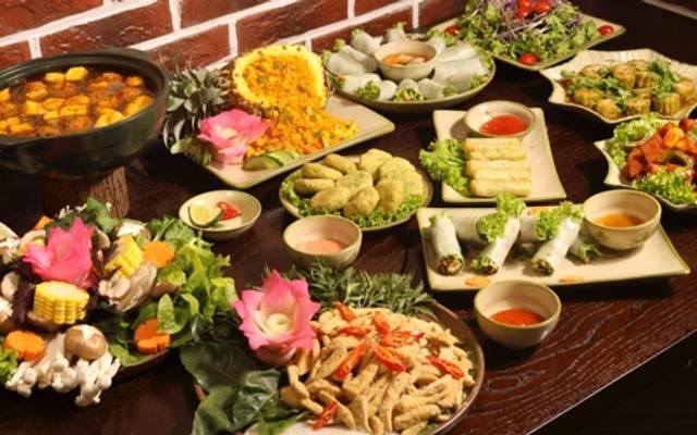 Diệu Cát Tường - Cơm Chay & Ẩm Thực Chay - Linh Đàm