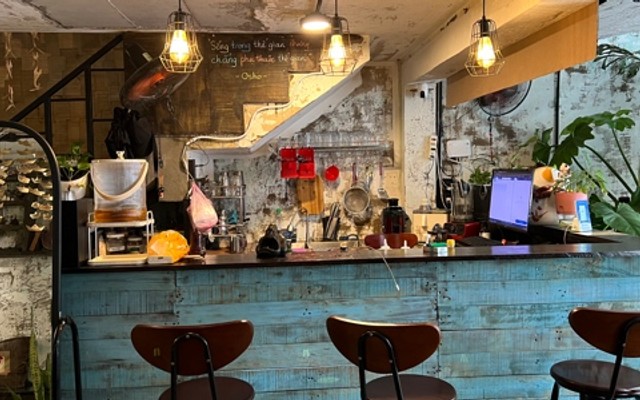 Tiệm Cà Phê 911 - Cà Phê, Cacao & Matcha - Lạc Long Quân