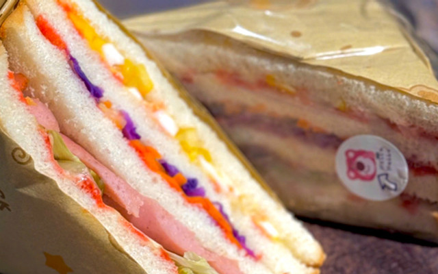 Tiệm Sandwich NONE - Cách Mạng Tháng 8