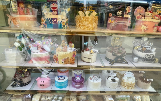 Tiệm Bánh Đài Loan Ming Ming - Bánh Kem, Bánh Mì & Bông Lan - Đường Số 5