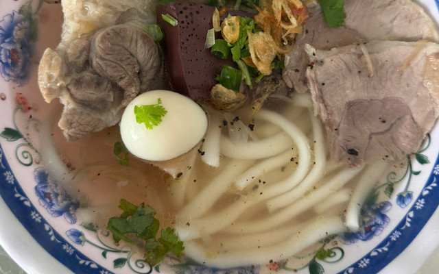 Gỏi Cuốn & Cơm Nắm - Tây Bắc Lân